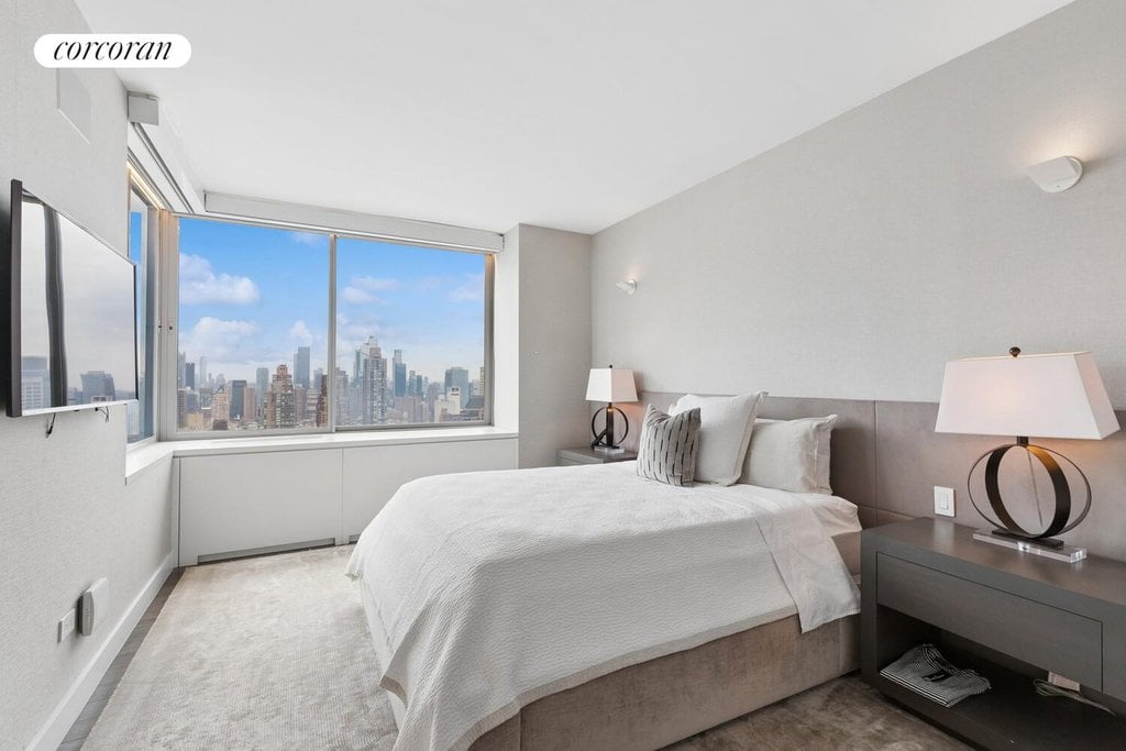 101 West 67th Street, Unit 50DE photo 8