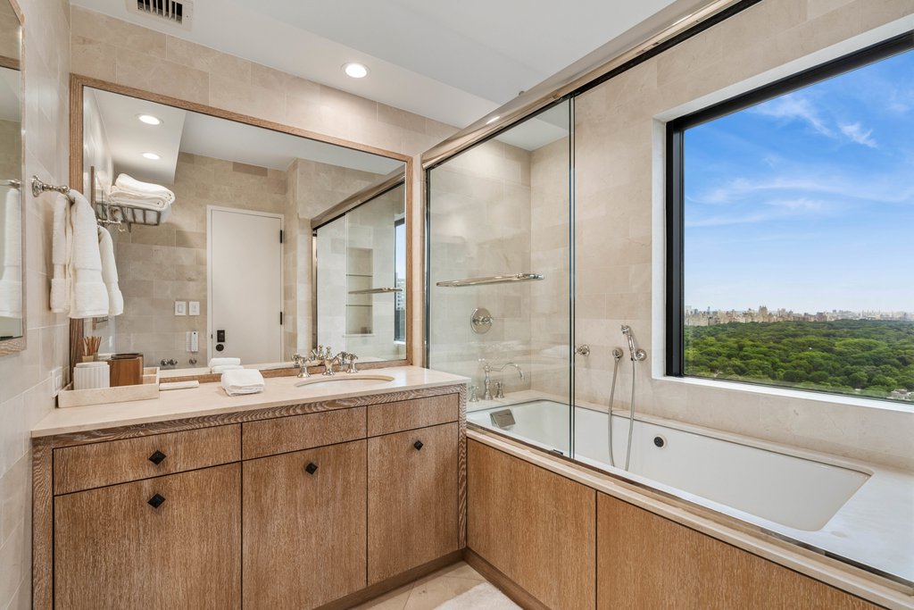 721 Fifth Avenue, Unit 34EF photo 14