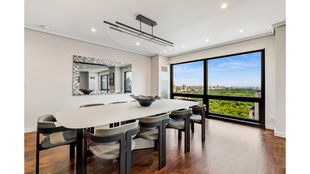 721 Fifth Avenue, Unit 34EF photo 4