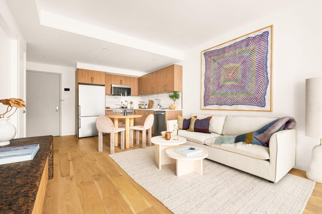 216 20th Street, Unit 1B photo 3