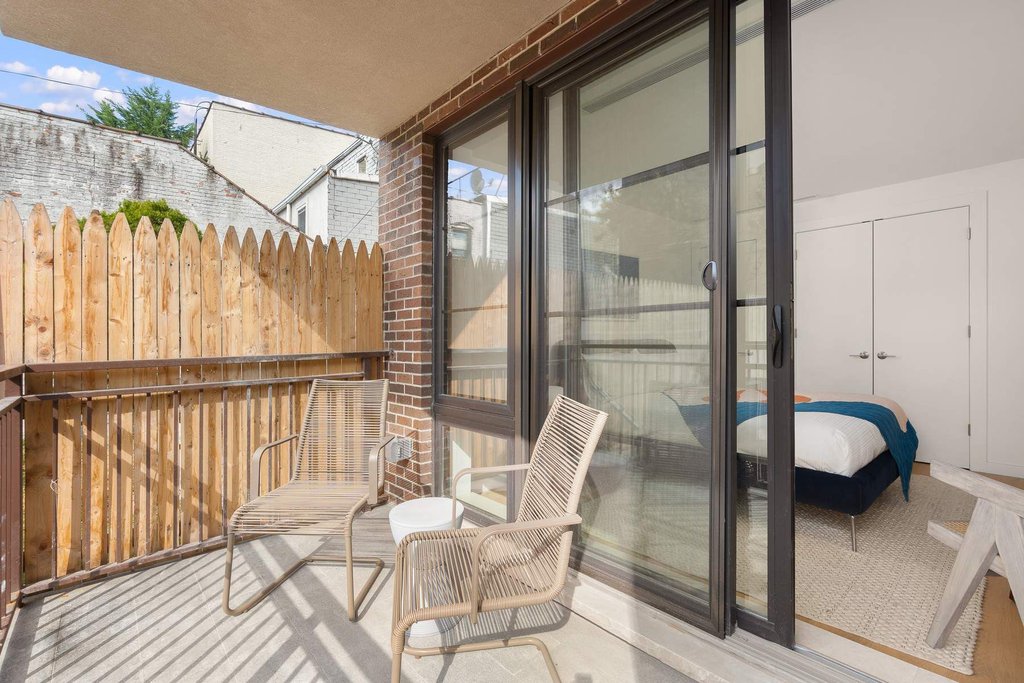216 20th Street, Unit 1B photo 8