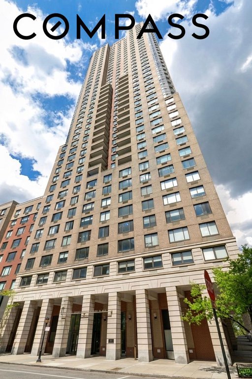 200 Rector Place, Unit 37N photo 13
