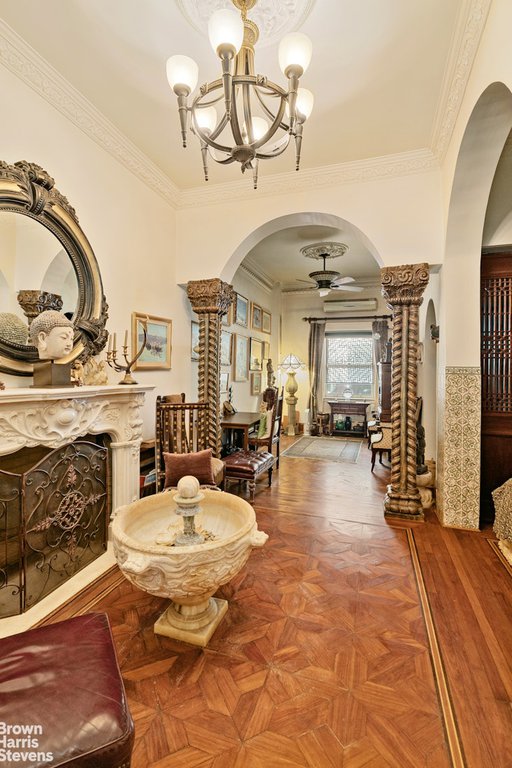 6 East 76th Street, Unit 1R