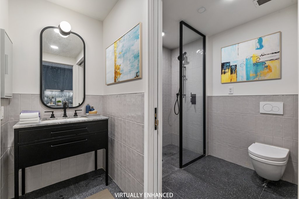547 West 47th Street, Unit 406 photo 16