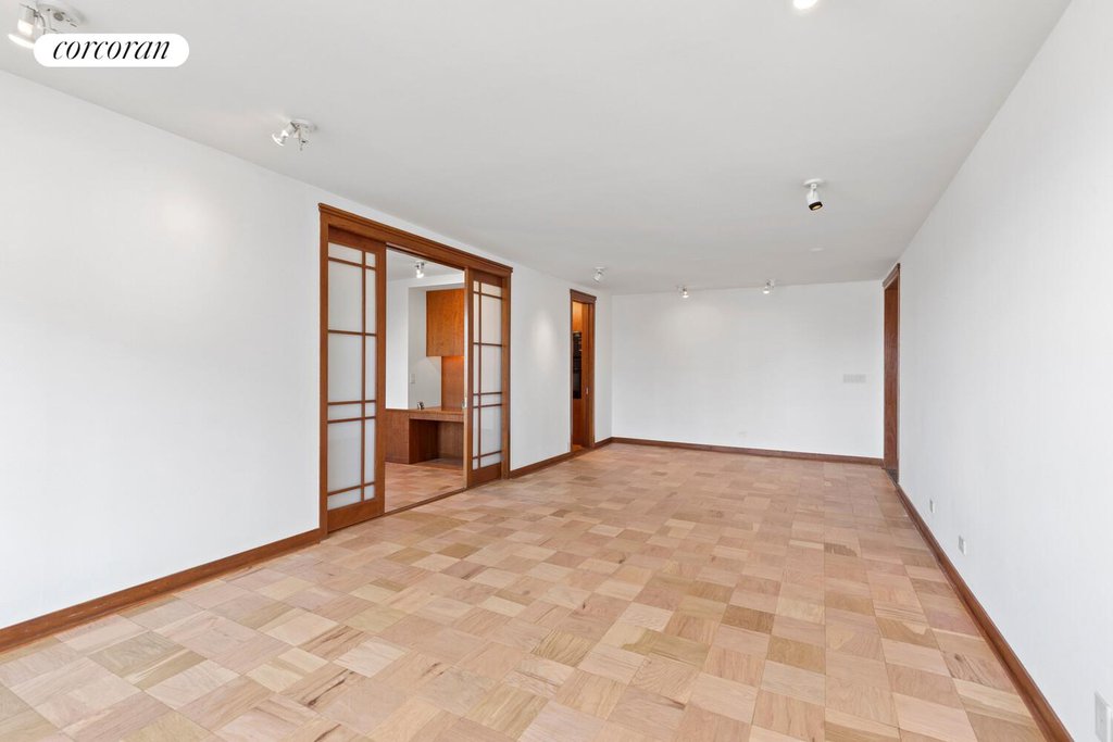 115 East 87th Street, Unit 24C photo 6