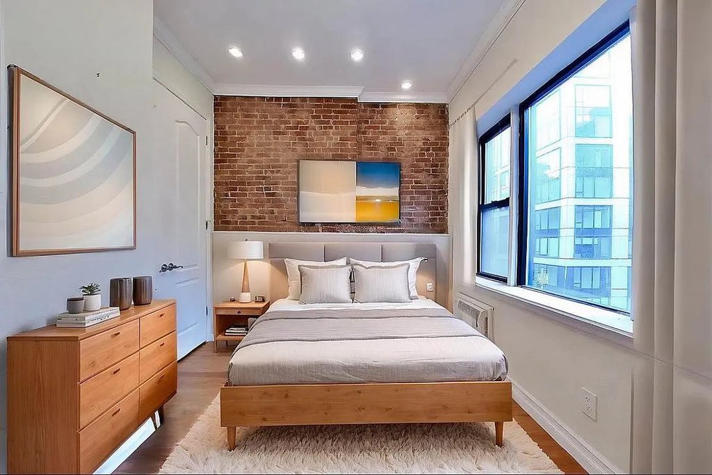101 Lexington Avenue, Unit 2A photo 3