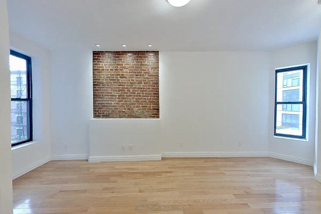 101 Lexington Avenue, Unit 4D photo 2