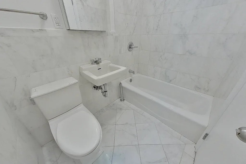 101 Lexington Avenue, Unit 4D photo 6