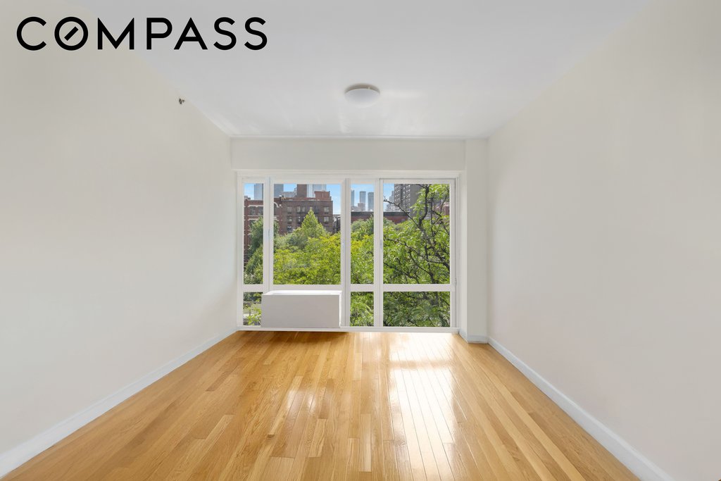 454 West 54th Street, Unit 3P photo 3