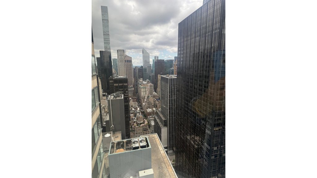 150 West 56th Street, Unit 4712 photo 6