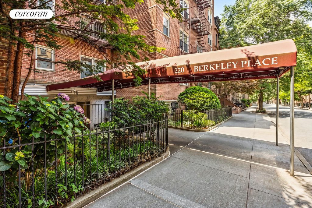 220 Berkeley Place, Unit 2K photo 6