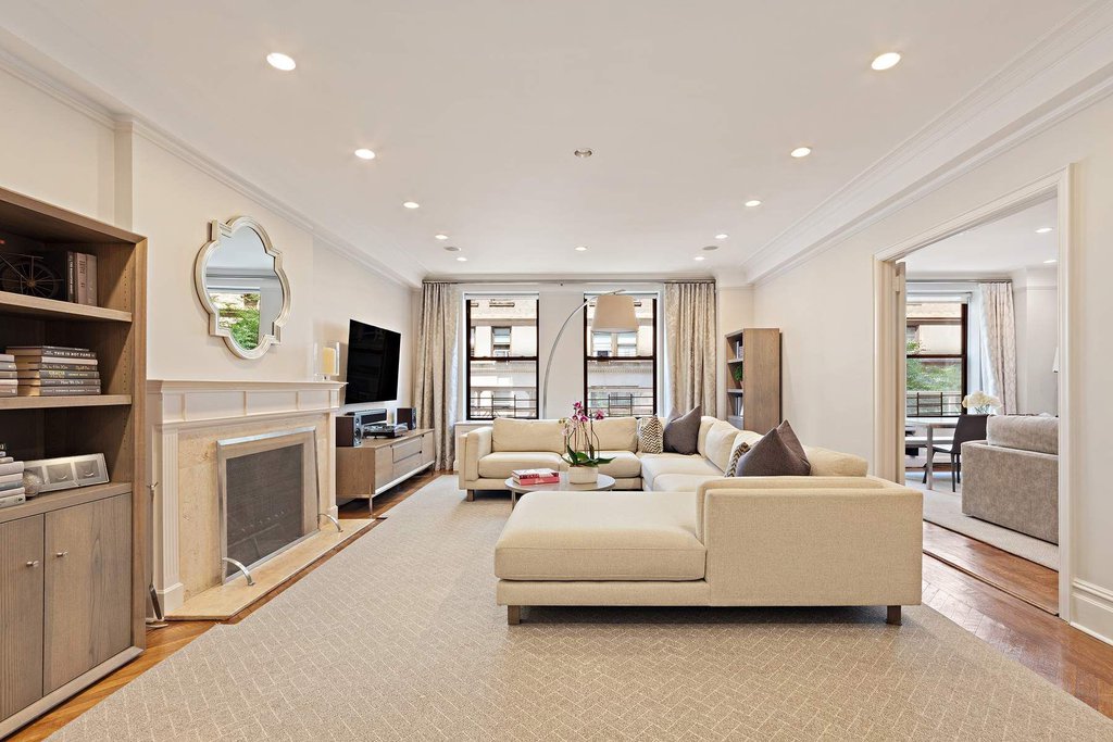 1075 Park Avenue, Unit 2D