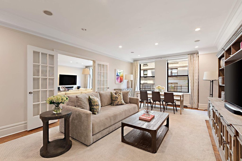 1075 Park Avenue, Unit 2D photo 3