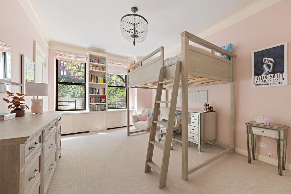 1075 Park Avenue, Unit 2D photo 11
