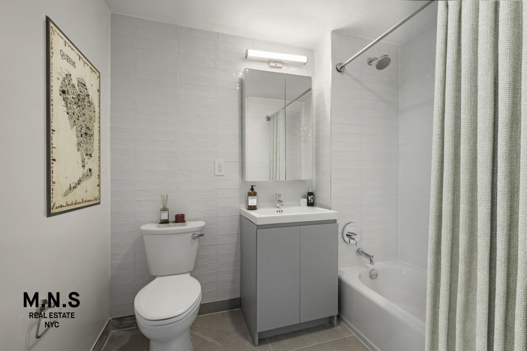 98-10 63rd Road, Unit 2114 photo 16