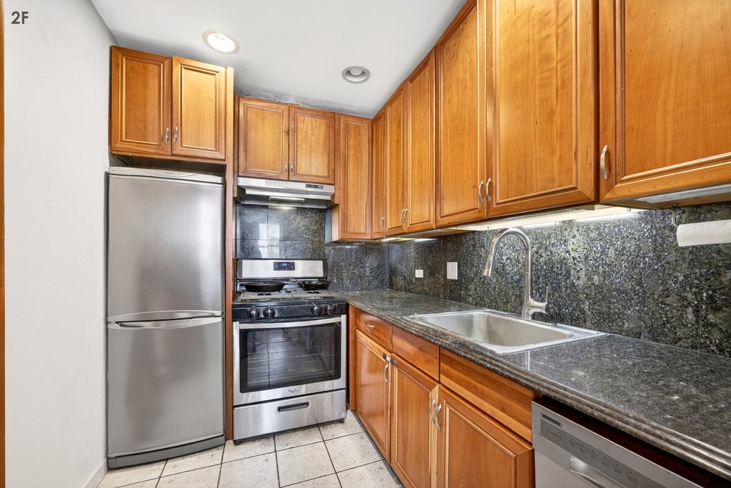 24 West 96th Street – For Sale photo 20