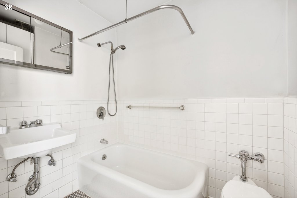 24 West 96th Street – For Sale photo 28