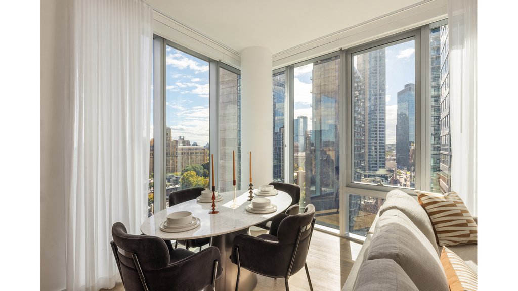 89 Dekalb Avenue, Unit 19J