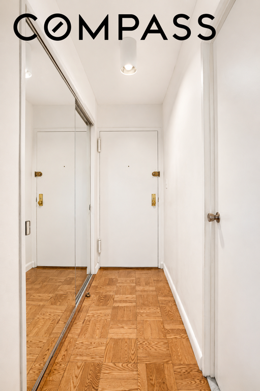 321 East 48th Street, Unit 8E photo 6