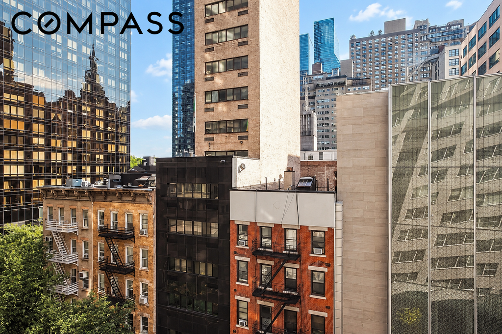 321 East 48th Street, Unit 8E photo 11