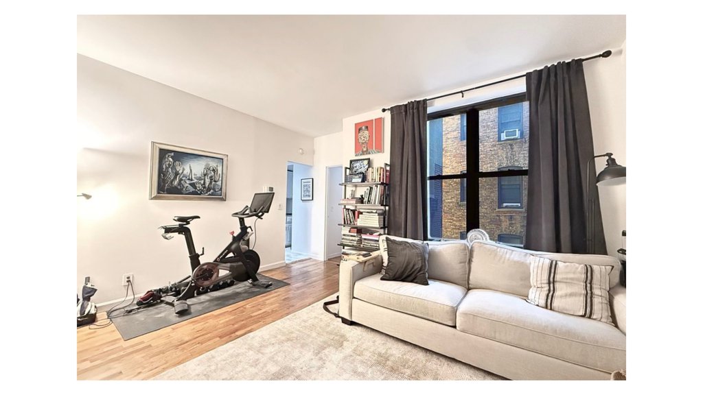 112 West 72nd Street, Unit 10D photo 2
