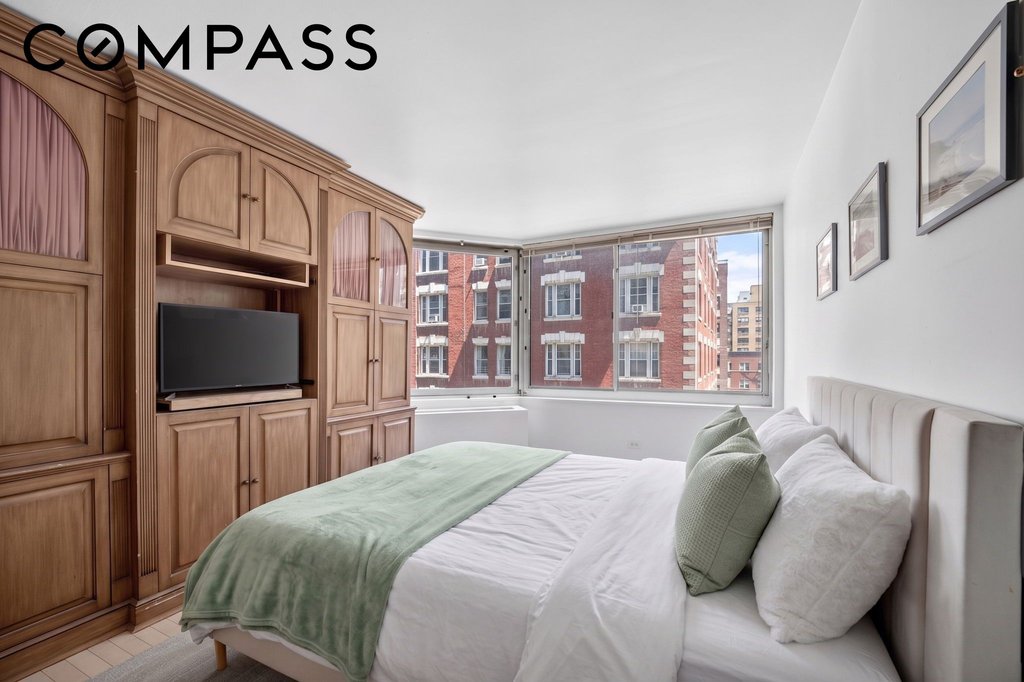 250 West 90th Street, Unit 7H photo 10