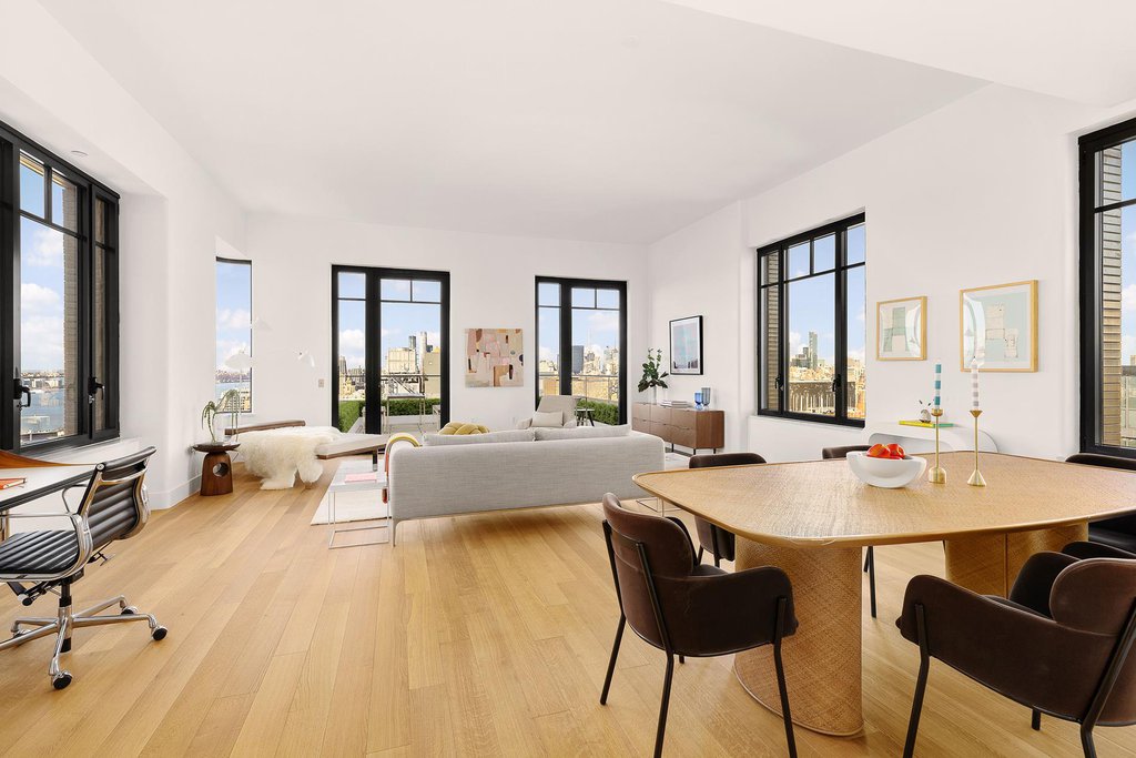 110 Charlton Street, Unit PHC photo 2