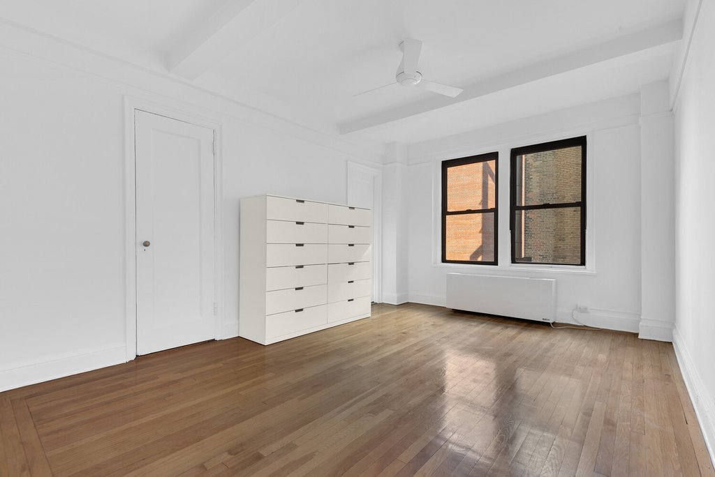 205 East 78th Street, Unit 16B photo 10