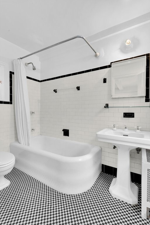 205 East 78th Street, Unit 16B photo 11