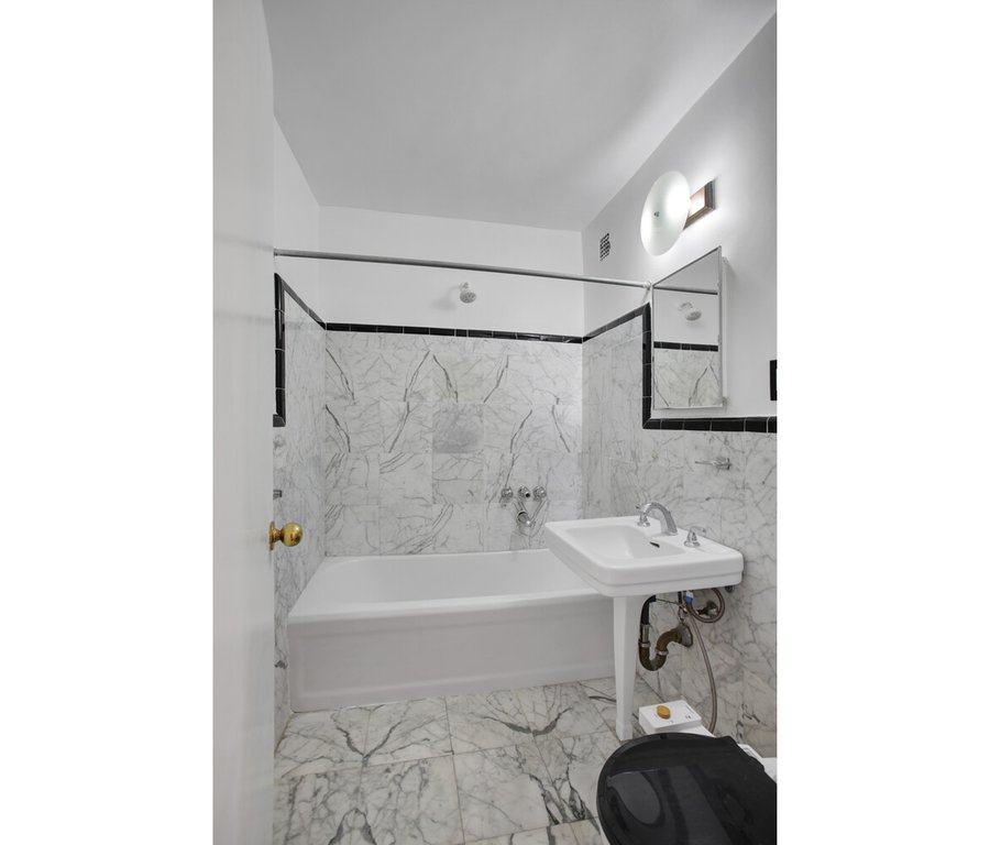 101 Lafayette Avenue, Unit 7E photo 6