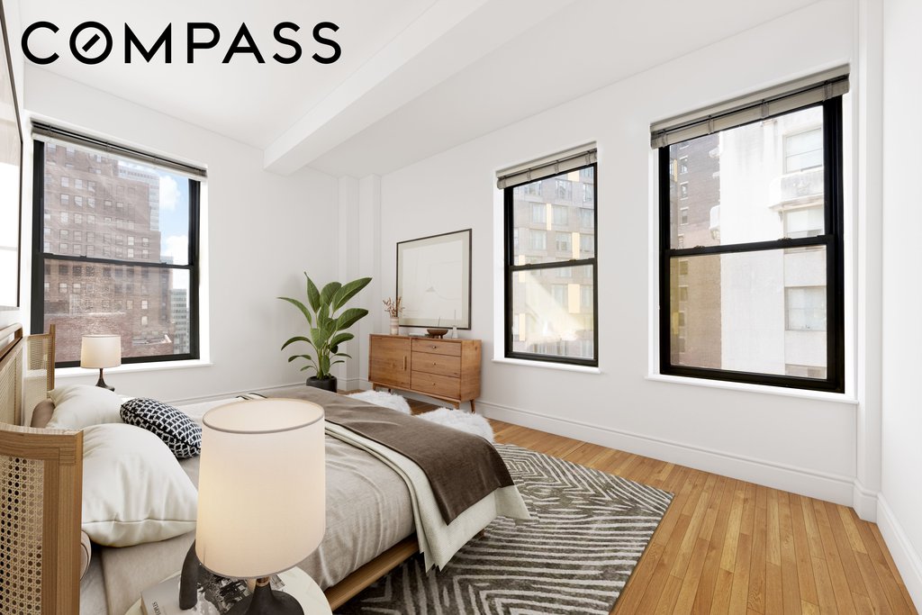 3 Hanover Square, Unit 13C photo 4