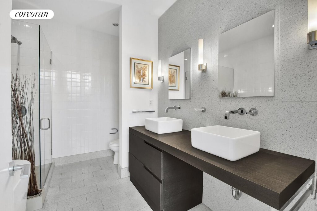360 Furman Street, Unit 518 photo 6