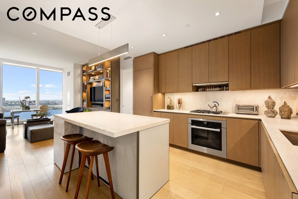 15 Hudson Yards, Unit 33E photo 3