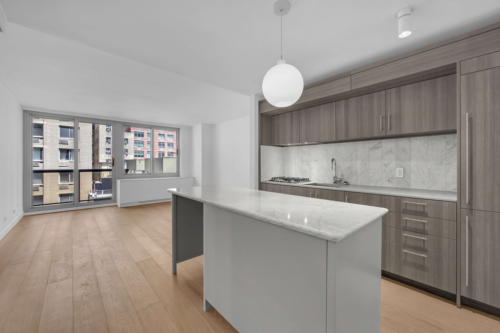 234 East 46th Street, Unit 703