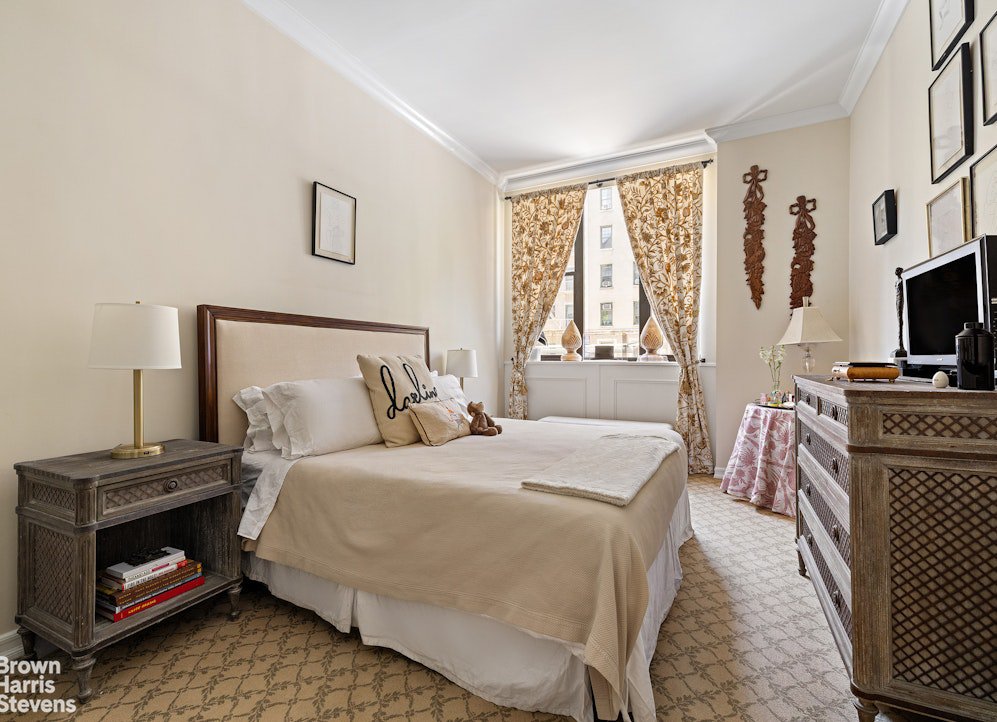 2 East End Avenue, Unit 1B photo 11