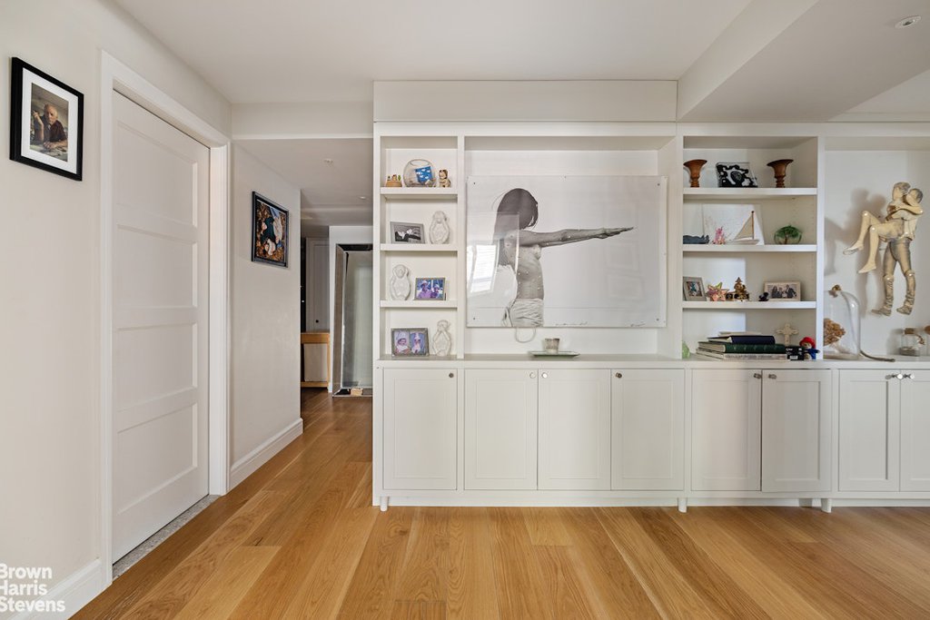 2 East End Avenue, Unit 1B photo 15