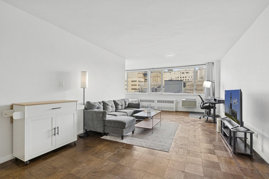 333 East 14th Street, Unit 10A
