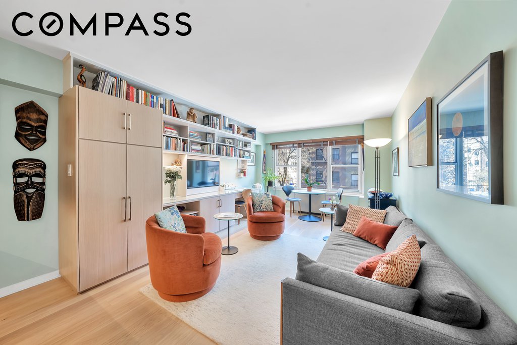 33 Greenwich Avenue, Unit 3G