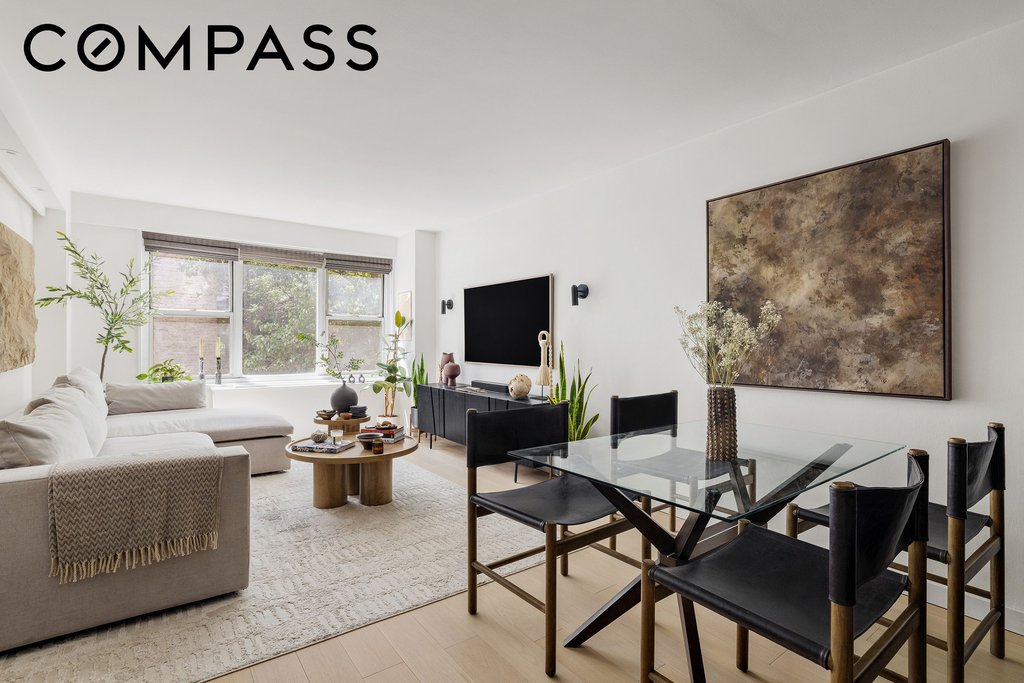 33 Greenwich Avenue, Unit 2M