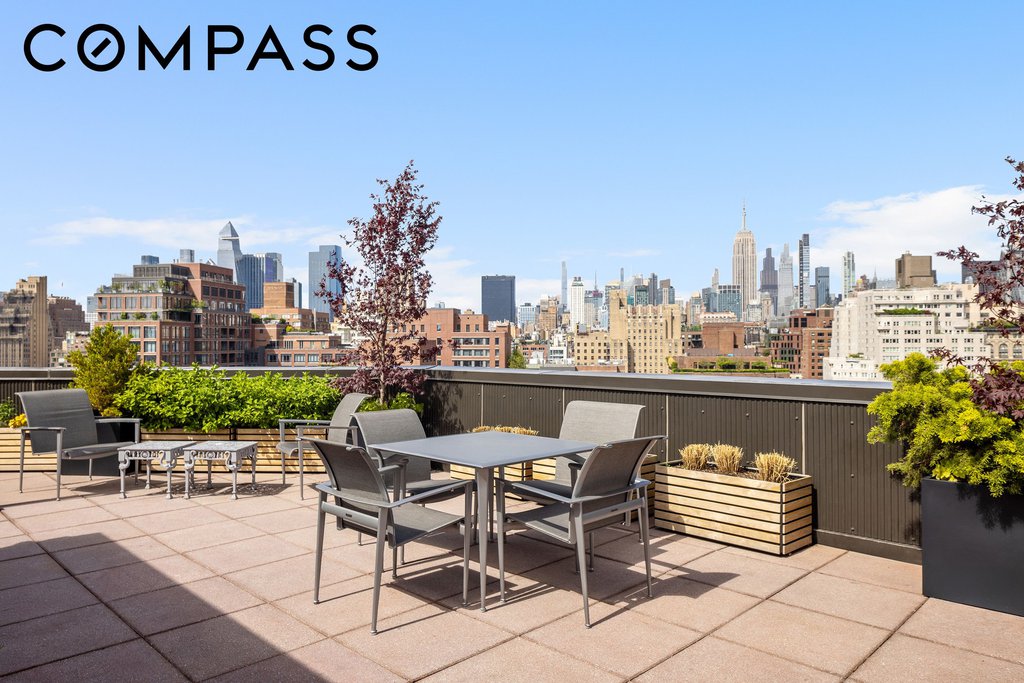 33 Greenwich Avenue, Unit 2M photo 7