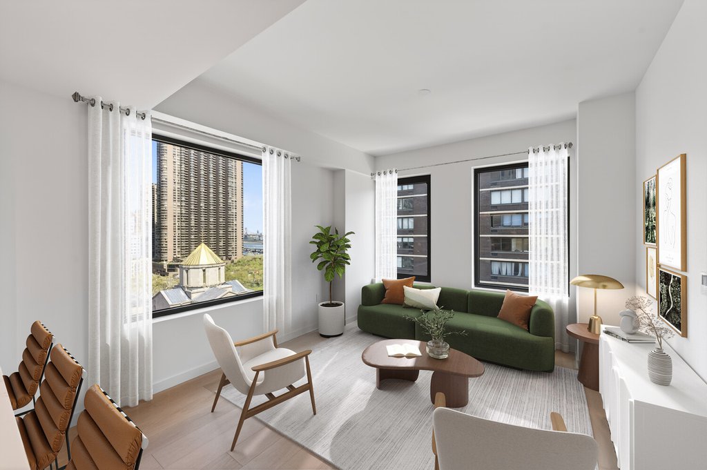 609 Second Avenue, Unit 1202