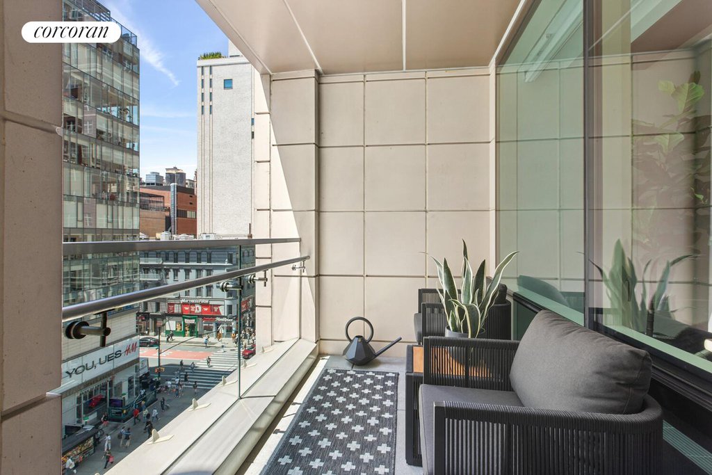 1289 Lexington Avenue, Unit 7D photo 9