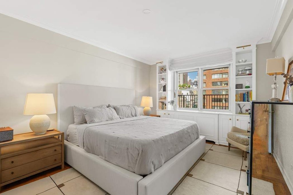 710 Park Avenue, Unit 7B photo 7