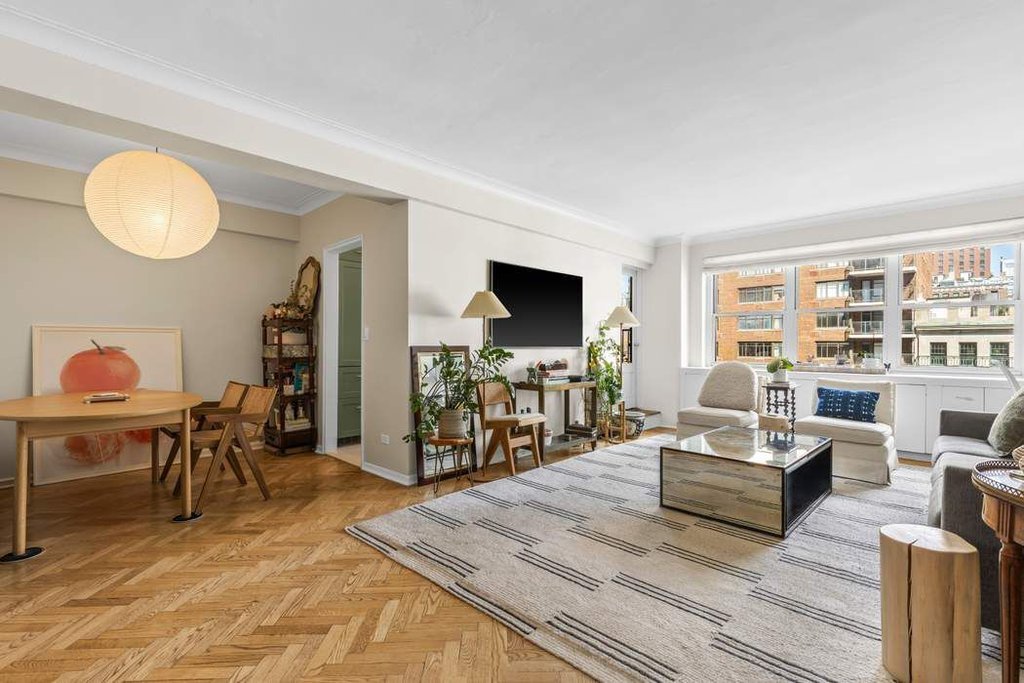 710 Park Avenue, Unit 7B photo 9