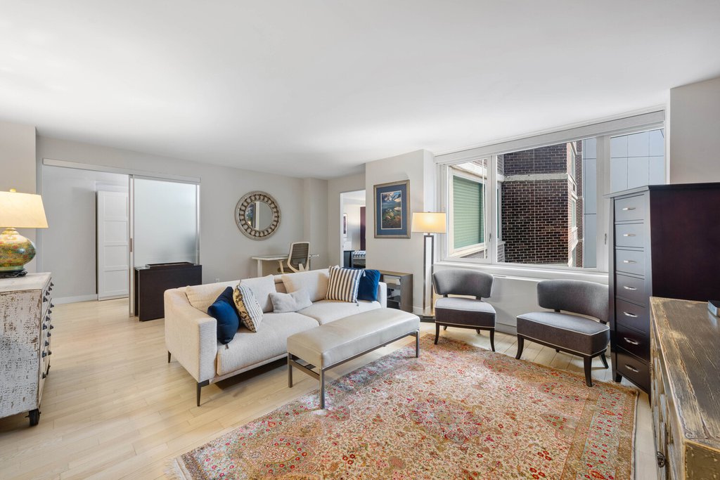 322 West 57th Street, Unit 32Q photo 4