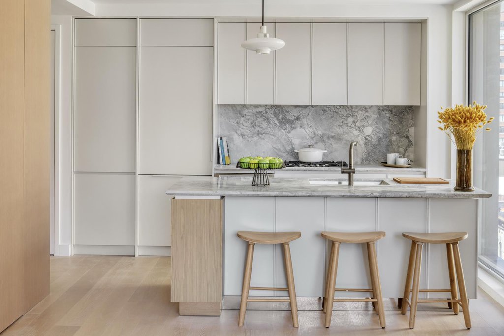 250 East 25th Street, Unit 5D photo 2