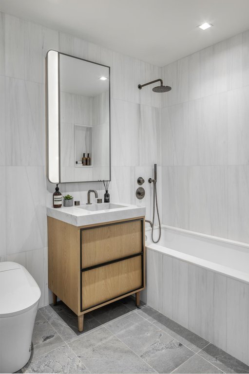 250 East 25th Street, Unit 5D photo 4