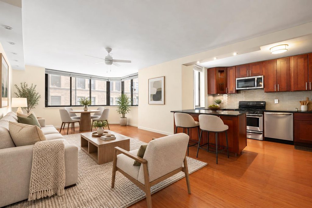 280 Park Avenue South, Unit 12M