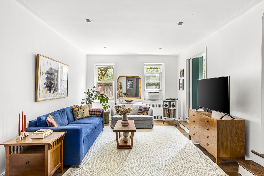 25 Plaza Street West, Unit 2J