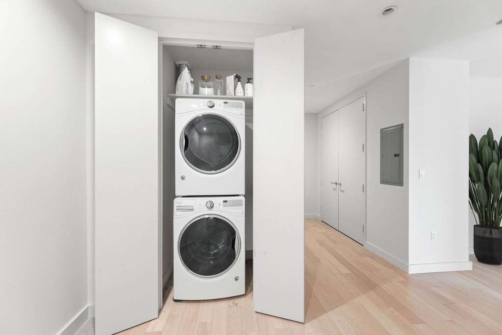 75 Wall Street, Unit 35C photo 11